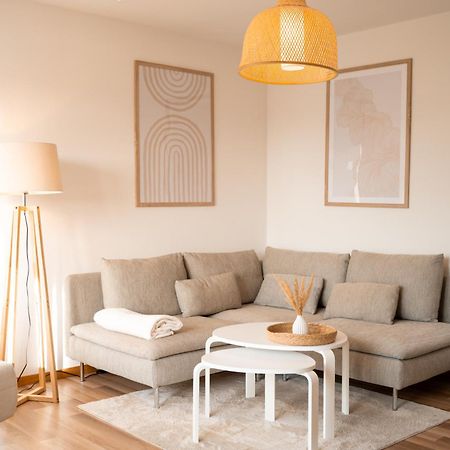 C4S Come4Stay Altoetting - 3-Zi Whg I Zentrale Lage I Parkplatz I Balkon I Wifi I Smarttv I 1 Kingsize, 1 Queensize Bett I Office Arbeitsplatz I Wohnbereich Mit Couch Und Essbereich I Voll Ausgestattete Kueche I Nespresso Ngoại thất bức ảnh